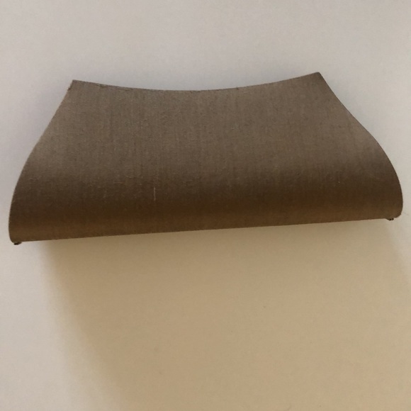 Handmade beaded clutch - Picture 2 of 5